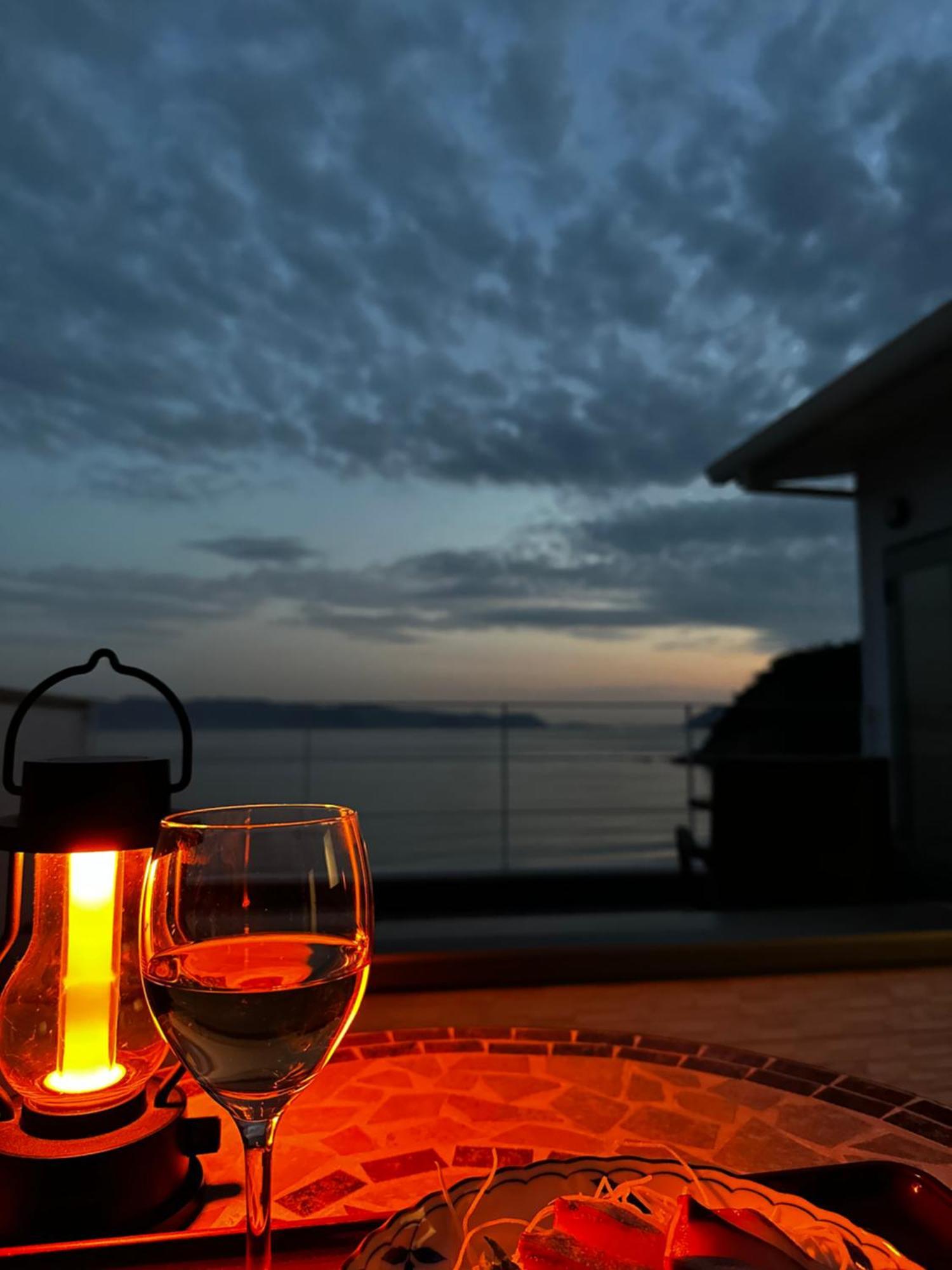 Uogashi 7070 Ocean View Apartment Наошима Екстериор снимка